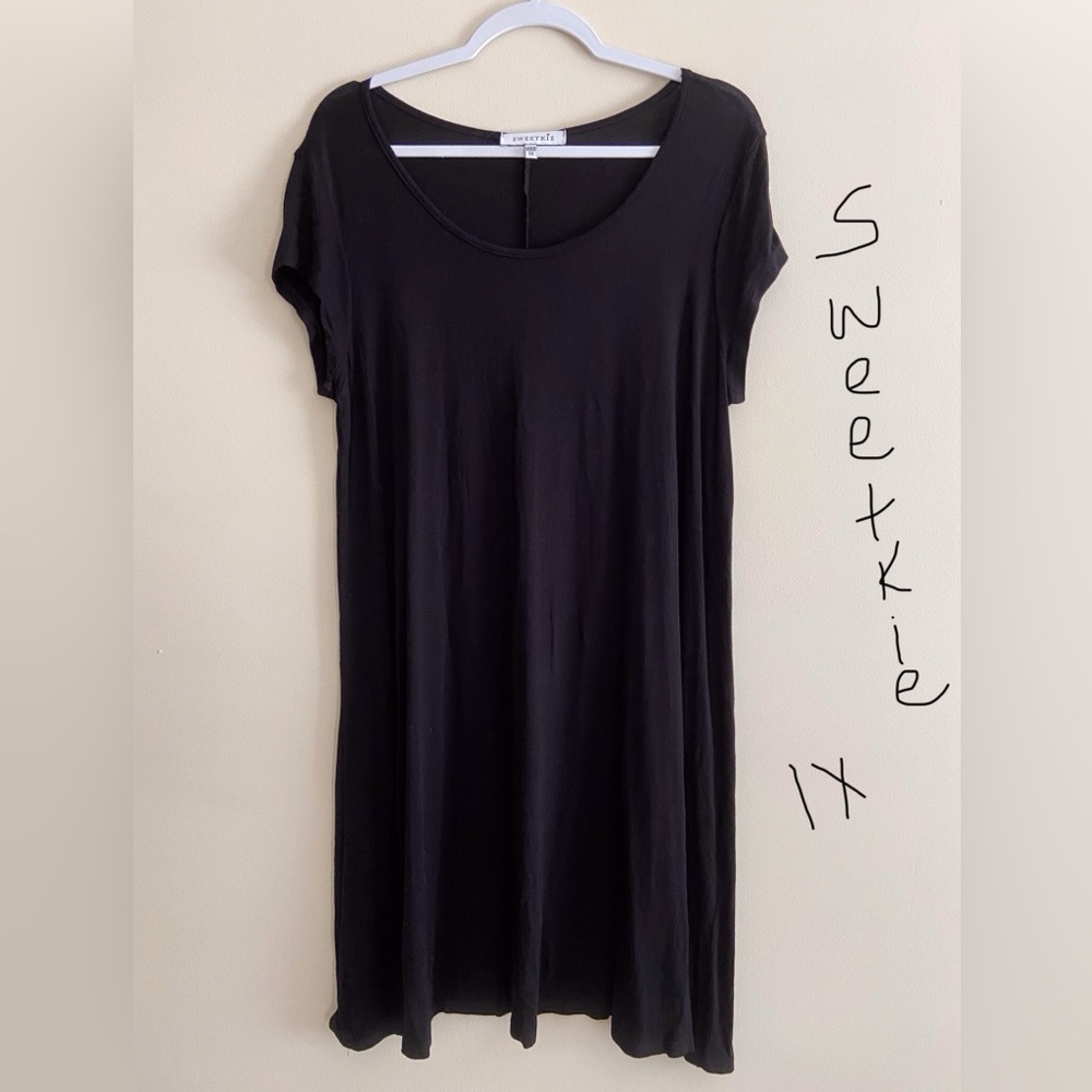 A little black dress for summer 1X